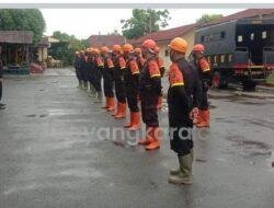 Polda Sumut Turunkan 100 Pasukan Brimob Jalankan Tugas Kemanusiaan Bantu Korban Gempa