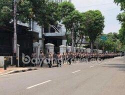 Rombongan Pejabat Polisi yang Dipanggil Jokowi Tiba di Istana