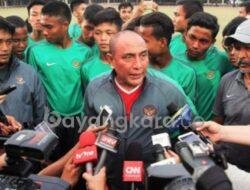 GUBERNUR SUMUT EDY RAHMAYADI  TARGEDI KANJURUHAN PELARAN BUAT KITA SEMUA.NAMUN BOLA KAKI TIDAK MUNGKIN DI HILANGKAN