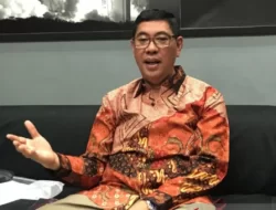 Roy Sebut Program Ekonomi Prabowo-Gibran Lebih Terstruktur