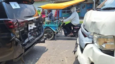 Rombongan Tim Anies-Cak Imin Alami Kecelakaan Beruntun di Madura