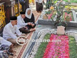 Didampingi Yenny Wahid, Ganjar Ziarah ke Makam Gus Dur-Hasyim Asy’ari