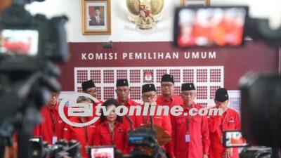 KPU Gelar Rapat Pleno Rekapitulasi Hasil Penghitungan Suara dengan Dua Panel Usai Istirahat: Keberatan dari Saksi PDIP