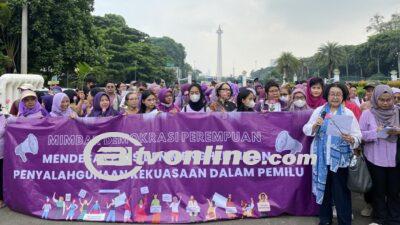 Mimbar Demokrasi Perempuan di Monas Menuntut Jokowi Netral di Pilpres 2024