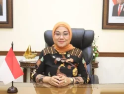 Menaker Ida Fauziyah Raih 2 Penghargaan Bergengsi dari The Iconomics