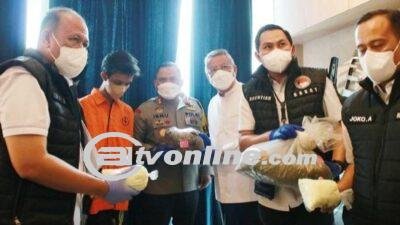 Polres Tangsel Berhasil Membongkar Pabrik Tembakau Sintetis di Kawasan Serpong