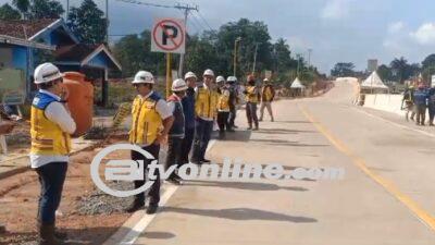 Uji Coba Pengalihan Arus di Simpang Sebidang, Jambi: Menjamin Kelancaran Lalu Lintas