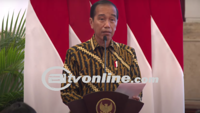 Jokowi Resmikan UU Desa, Kini Kepala Desa Dapat Uang Pensiun