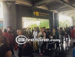 Antrean di Bandara Ngurah Rai Akibat Serangan Server PDN