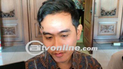 Gibran Serahkan Surat Pengunduran Diri sebagai Wali Kota ke DPRD Solo