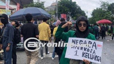 Kritik dan Poster Kontroversial Jadi Sorotan!