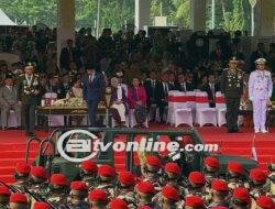 Presiden Joko Widodo Anugerahi Penghargaan Bintang Yudha Dharma Nugraha pada HUT TNI ke-79