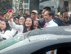 Presiden Jokowi Resmikan Taman Sains Teknologi Herbal dan Holtikultura di Humbahas di Tengah Hujan Deras