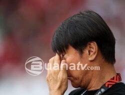 Timnas Indonesia Menelan Kekalahan Pertama di Kualifikasi Piala Dunia 2026: Pengamat Kritik Taktik Shin Tae-yong!