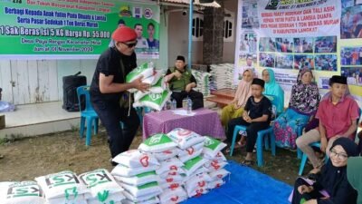 Hangatnya Sambutan Warga Khususnya Yatim Dhuafa dan Lansia, Tiorita Br. Surbakti Dan KSJ Berikan Bantuan di Langkat